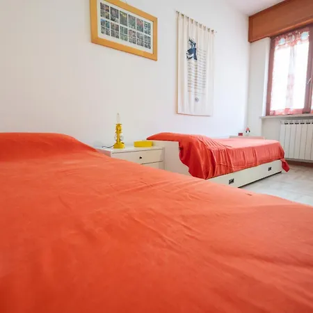Daire 279- Casa Maria Grazia, Nel Centro Di Sestri, 10 Minuti A Piedi Dalla Baia Del Silenzio *