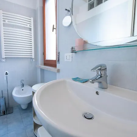 279- Casa Maria Grazia, Nel Centro Di Sestri, 10 Minuti A Piedi Dalla Baia Del Silenzio Apartamento Sestri Levante